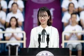 西浦大学“校花”撞脸明星火了，颜值高有才华，偶像是董明珠图片