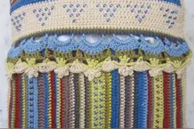 「针织作品」32款五彩缤纷的时尚拼花抱枕图片