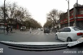 车不让人？！陕A00B91，今天第一个点你名！图片