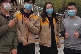 继鹿晗之后，迪丽热巴和邓伦再炒CP，为何与张艺兴不来电图片