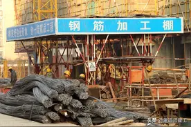 带大家了解下钢筋加工棚，工地钢筋加工棚搭建三部曲，速收藏图片