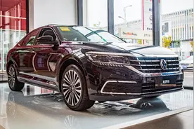 20万买B级车 帕萨特为何成为大多数人的选择？图片