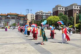 长春随拍——长春老年大秧歌图片