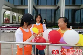 高新职业学校：以文育人，培养全素养人才图片