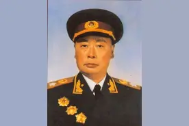 建国后，陈毅元帅“大闹离婚”，是怎么回事？图片