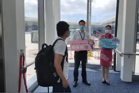 东航“随心飞”首个周末兑换超6.5万张机票，这些航线最热门 | 申晨间图片