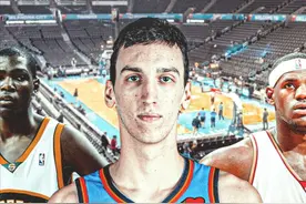 臂展2米21，站立摸高2米77！23分赛季新高，雷霆捡到宝了图片