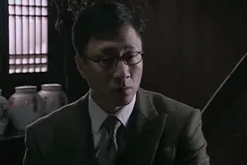解读《潜伏》里假扮夫妻这一段，暗含着编剧的良苦用心图片