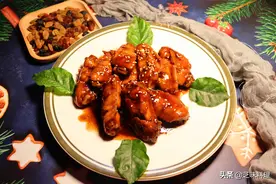 喜欢吃鸡翅的一定要收藏，这样做孩子一下可以吃10个，太好吃了图片