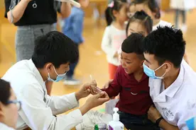 带孩子去做入园体检，新手爸妈可要注意的三件事，别让宝宝白遭罪图片