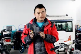 电动车电池充电，几个小时就会变绿灯，一般问题有两种视频封面