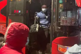 深泽有一支抗疫支援车队，已接送1500余人图片