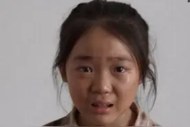 曾经在《暖春》的小女孩，如今长成这样了？图片