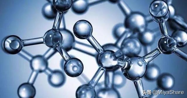 雅诗兰黛面霜全解析：入门选沁白，初抗老选红石榴，熟龄肌用智妍