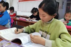 中小学生的春天来了，以后不用担心早起了，睡个“回笼觉”也可以图片