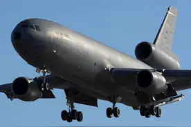 “空中移动油库”是从何时兴起的？空中加油机的那些历史！图片