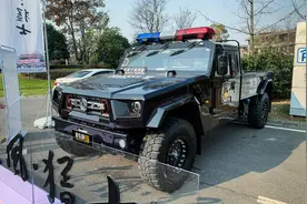 实拍东风猛士民用版 不仅国六能上牌 而且价格直接打对折图片