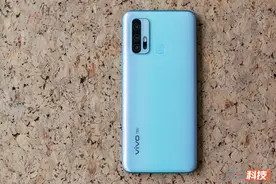 vivo Z6 5G 版图赏：5G与挖孔，该有的全都有图片