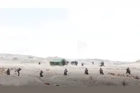 天山捕歼战！看特战队员围剿“暴恐分子”全过程视频封面