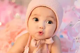 视觉发育有啥“秘密”？细心父母会发现，婴儿原来会“人脸追踪”图片