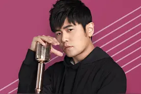 周杰伦：含泪与离异父亲和解，绝不让自己的孩子生活在单亲家庭图片