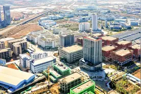 昆明日报 | 昆明国家高新区东区开通5G网络 加速主导产业发展图片