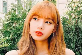 Lisa未P图腿竟然长这样？人间芭比也会翻车？说好的高光腿去哪了图片