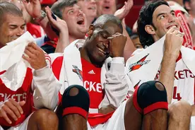 身高2米18穿59码，那詹姆斯脚趾变形后，穿多大码的球鞋才舒服？图片