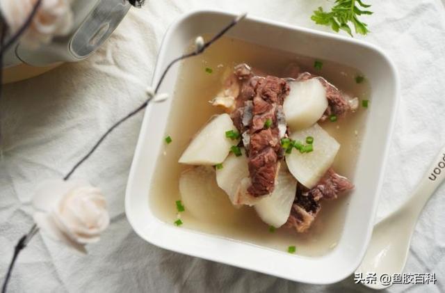 猪肺凤爪花胶汤怎么做好吃 2025年猪肺凤爪花胶汤怎么做好吃又简单