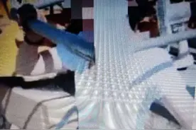 四川，一工地一名女塔吊司机爬塔过程中，不系安全带不慎失足坠落图片