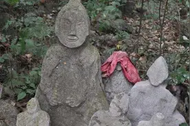 湖南一处封尘多年“禁地”，下雨就出现石人，专家：不要贸然前往图片