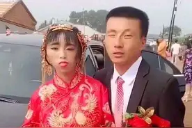 “鞋拔子”新娘火了，看到新郎颜值后，网友直呼：女方家里有矿？图片