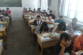 我是一名初中数学老师图片