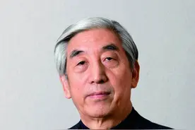 缺乏生命感，张海的字更像工业品，被称为美术字不冤图片
