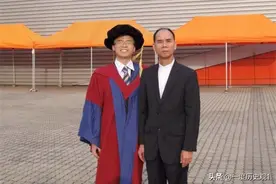 17年前，高考900分摘状元，考上北大的广东小伙，近况怎样？图片