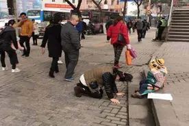 9张让人潸然泪下的母爱照，妈妈实在是太伟大了，看一次哭一次图片