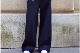 穿来穿去，还是“小白鞋”舒适百搭！学会这3种高级穿法，太洋气图片