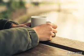 离去的背影图片