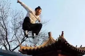 古代轻功高手飞檐走壁无所不能，现代爬墙都费劲，原因在这里图片