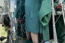 手术室里的医生不穿内裤？患者要全裸？医生告诉您真相图片