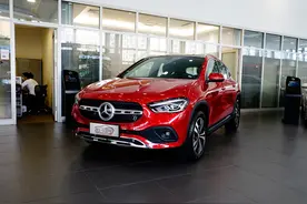 回归SUV主线 车厢很炫酷 全新一代奔驰GLA实拍简评图片