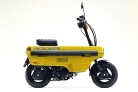 买汽车送摩托？一款为汽车而生的小摩托—本田 Motocompo图片