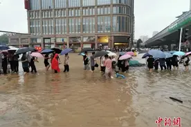 “720”特大暴雨突袭郑州，气象部门预报了，然后呢？图片