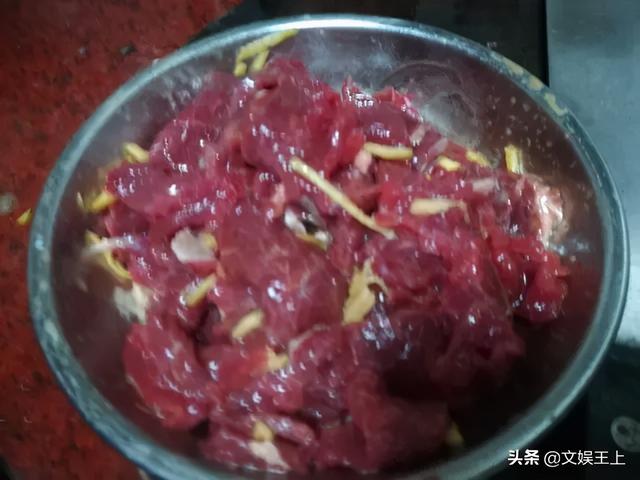 瀹冨惈鏈?0绉嶆皑鍩洪吀锛屽啀璐甸兘瑕佺粰瀛╁瓙澶氬悆锛屽瀛愪釜澶撮珮浜庡悓榫勪汉