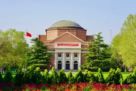 首站！为什么是清华美院？图片