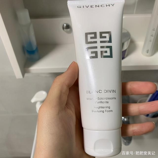 鑹績娲楅潰濂讹細闈炲父娓呯埥锛岀粏鑷存瘺瀛旓紝鍘荤棙鐥樺幓鐥樺嵃鎻愪寒鑲よ壊