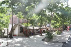 海南这个藏在深山里的小镇，风光绝美，黎风古迹纯朴动人图片