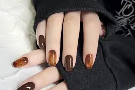 新年美甲就安排这50款​，太好看了图片