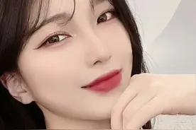小说：不要拿你的脏手碰我图片