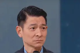 观看人次破亿！刘德华直播谈入行40年：导演找我不是因为演技好图片